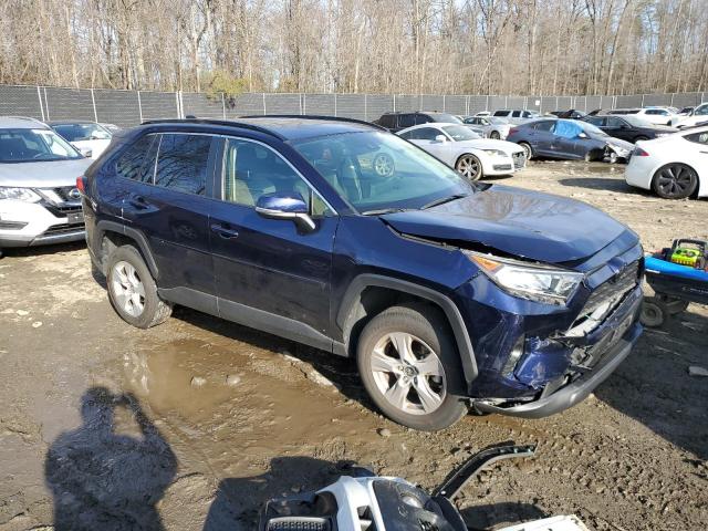 Photo 4 from auction – 2019 TOYOTA RAV4 XLE with VIN JTMP1RFV7KJ020570