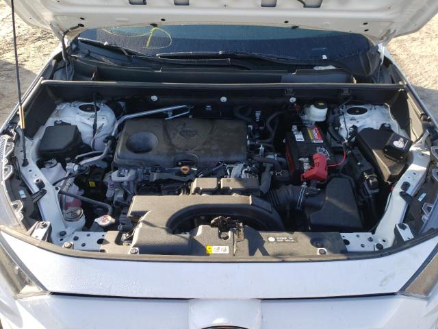 Photo 11 from auction – 2019 TOYOTA RAV4 LE with VIN 2T3H1RFV7KC017806