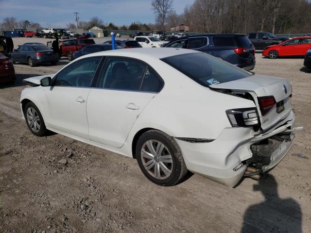 Photo 2 from auction – 2017 VOLKSWAGEN JETTA S with VIN 3VW2B7AJ2HM328383