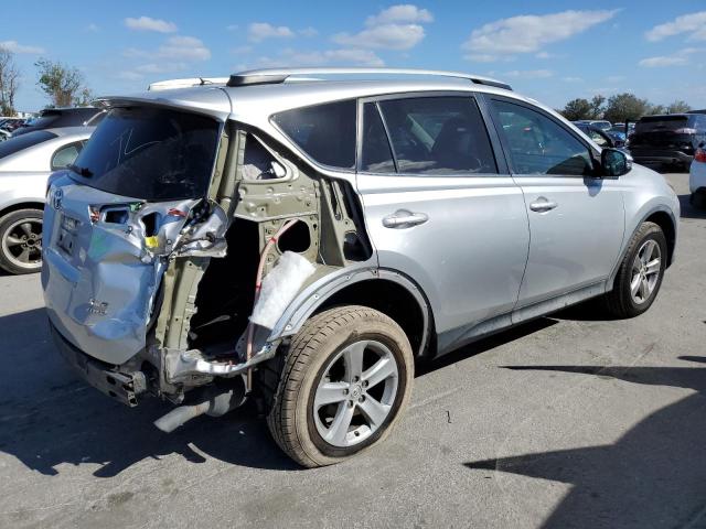 Photo 3 from auction – 2013 TOYOTA RAV4 XLE with VIN 2T3RFREV1DW105792
