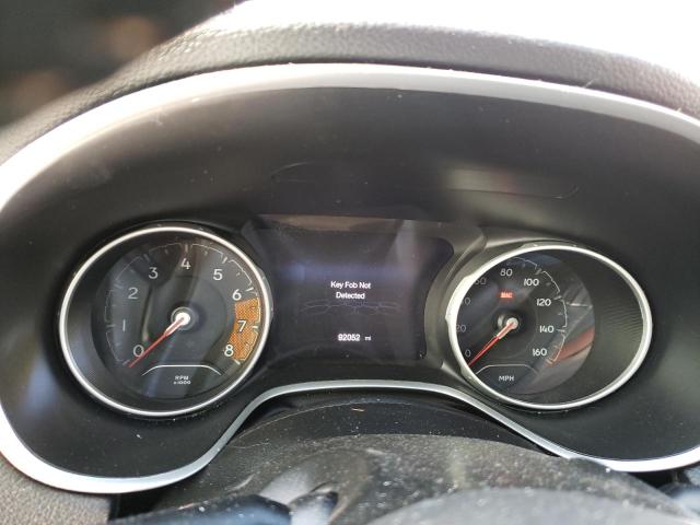 Foto 9 de la subasta – 2019 JEEP COMPASS LI con VIN 3C4NJDCB5KT596414