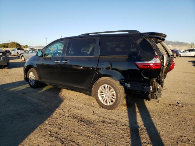Photo 2 from auction – 2017 TOYOTA SIENNA XLE with VIN 5TDYZ3DC2HS818594