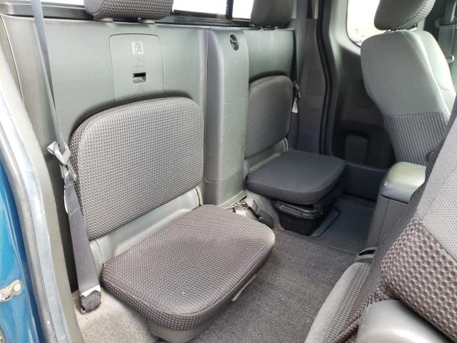 Photo 10 from auction – 2005 NISSAN FRONTIER K with VIN 1N6AD06W35C440690