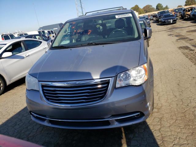 Photo 5 from auction – 2016 CHRYSLER TOWN & COU with VIN 2C4RC1BG9GR268396