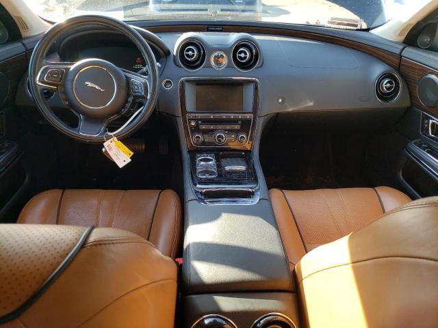 Photo 8 from auction – 2016 JAGUAR XJ with VIN SAJWJ1CD1G8V98270