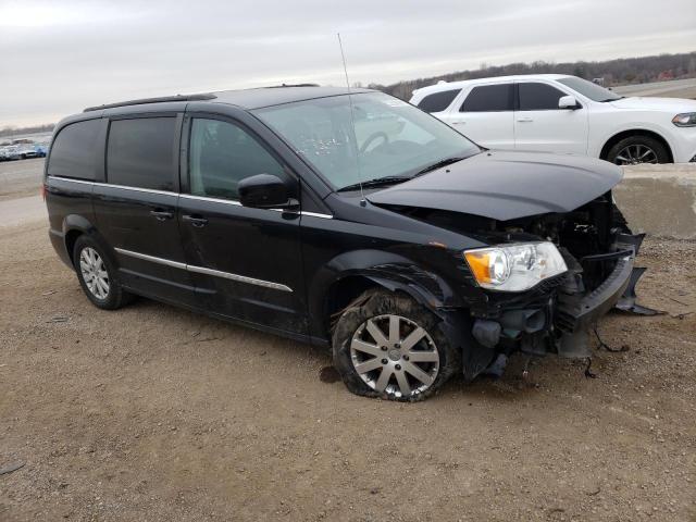 Photo 4 from auction – 2015 CHRYSLER TOWN & COU with VIN 2C4RC1BGXFR562811