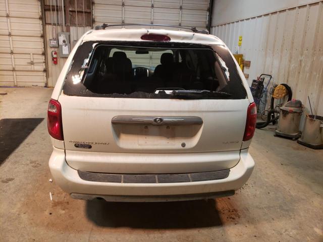Photo 6 from auction – 2005 CHRYSLER TOWN & COU with VIN 2C4GP54L05R237290