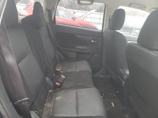 Photo 11 from auction – 2016 MITSUBISHI OUTLANDER with VIN JA4AD2A37GZ032280