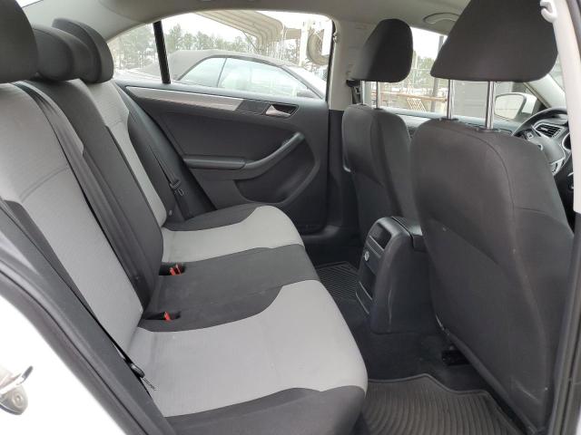 Photo 10 from auction – 2017 VOLKSWAGEN JETTA S with VIN 3VW2B7AJ2HM373808