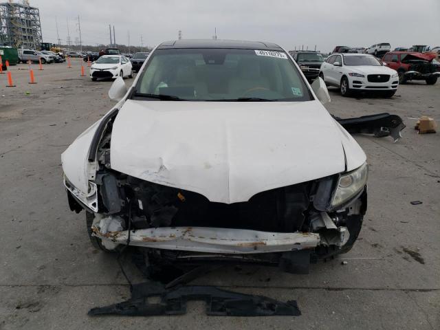 Photo 5 from auction – 2011 LINCOLN MKT with VIN 2LMHJ5FRXBBJ52520