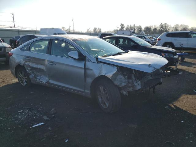 Photo 4 from auction – 2017 HYUNDAI SONATA SE with VIN 5NPE24AF1HH492787