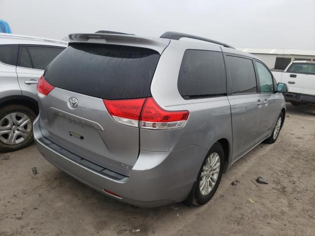 Photo 3 from auction – 2011 TOYOTA SIENNA XLE with VIN 5TDYK3DC3BS017491