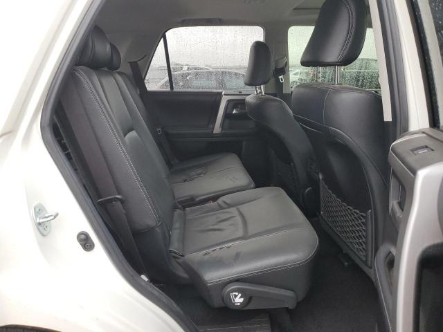 Photo 11 from auction – 2019 TOYOTA 4RUNNER SR with VIN JTEZU5JR0K5200559