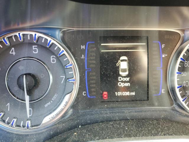Photo 9 from auction – 2015 CHRYSLER 200 LIMITE with VIN 1C3CCCAB9FN654422
