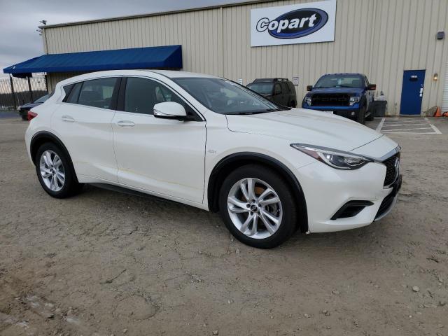 Photo 4 from auction – 2017 INFINITI QX30 BASE with VIN SJKCH5CP8HA015389