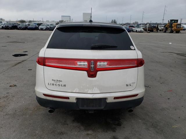 Photo 6 from auction – 2011 LINCOLN MKT with VIN 2LMHJ5FRXBBJ52520