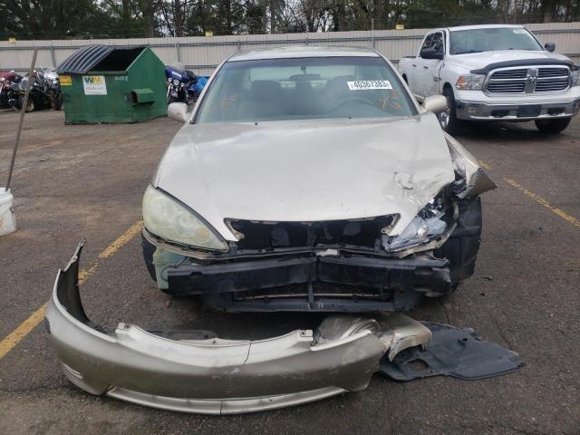 Photo 5 from auction – 2005 TOYOTA CAMRY LE with VIN 4T1BE32K95U603857