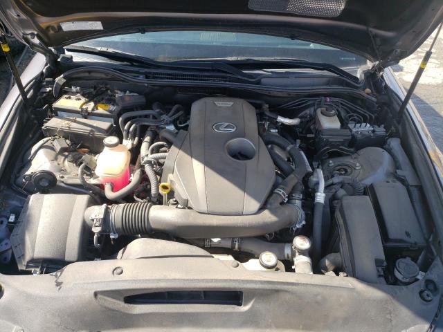 Photo 11 from auction – 2018 LEXUS IS 300 with VIN JTHBA1D28J5067861