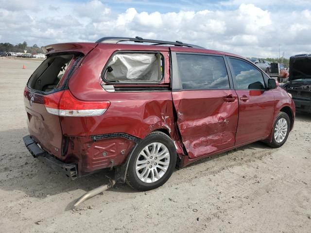 Photo 3 from auction – 2012 TOYOTA SIENNA XLE with VIN 5TDYK3DC1CS252649