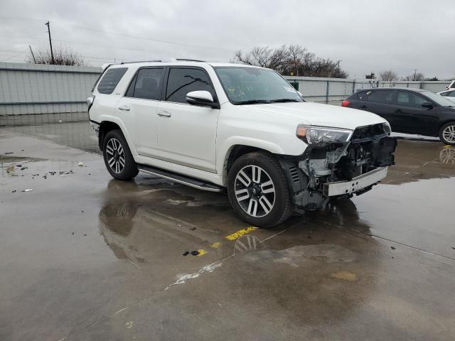 Photo 4 from auction – 2019 TOYOTA 4RUNNER SR with VIN JTEZU5JR0K5200559