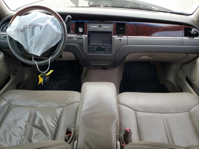 Photo 8 from auction – 2011 LINCOLN TOWN CAR S with VIN 2LNBL8CV1BX754062