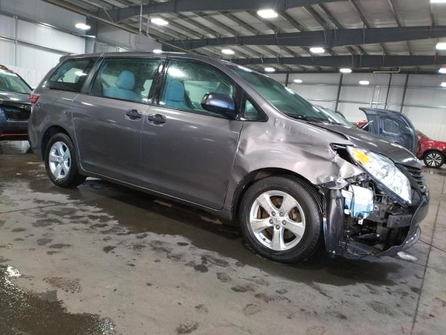 Фото 4 с аукциона – 2017 TOYOTA SIENNA с VIN 5TDZZ3DC7HS771390