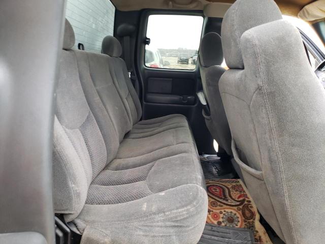 Photo 10 from auction – 2004 CHEVROLET SILVERADO with VIN 2GCEC19TX41190352