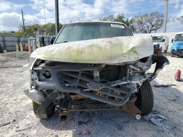 Photo 5 from auction – 2004 FORD F-150 HERI with VIN 2FTRX17204CA07366