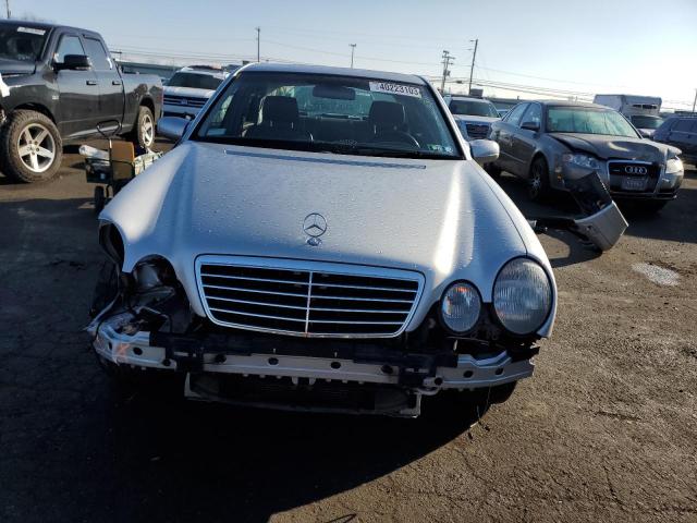 Photo 5 from auction – 2001 MERCEDES-BENZ E 320 with VIN WDBJF65J61B363639