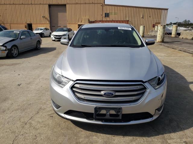 Photo 5 from auction – 2015 FORD TAURUS SEL with VIN 1FAHP2E88FG112723