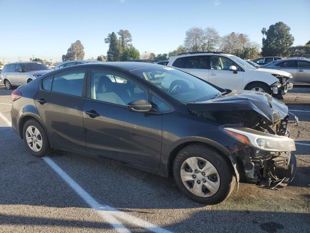 Photo 4 from auction – 2017 KIA FORTE LX with VIN 3KPFK4A72HE118643