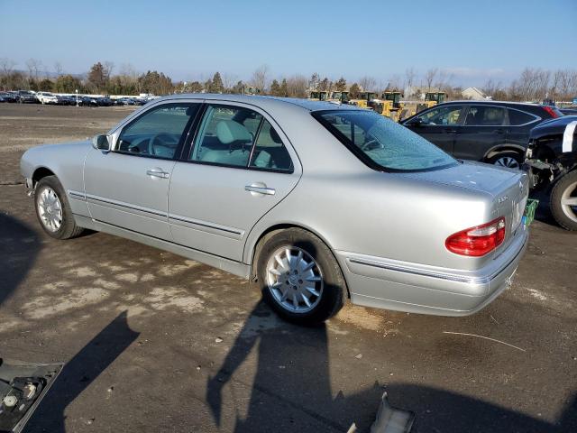 Photo 2 from auction – 2001 MERCEDES-BENZ E 320 with VIN WDBJF65J61B363639