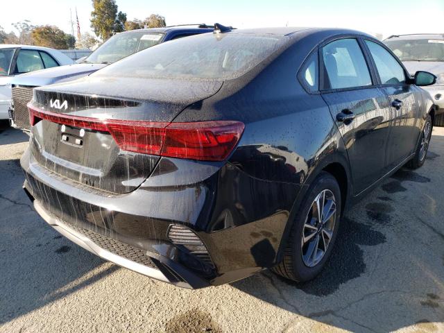 Photo 3 from auction – 2023 KIA FORTE LX with VIN 3KPF24AD2PE558432