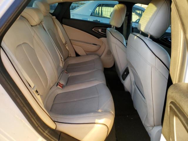 Photo 10 from auction – 2015 CHRYSLER 200 C with VIN 1C3CCCCG1FN617678