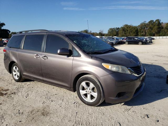 Photo 4 from auction – 2012 TOYOTA SIENNA LE with VIN 5TDKK3DC2CS224218