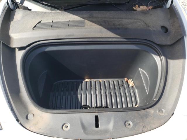 Photo 11 from auction – 2020 TESLA MODEL Y with VIN 5YJYGDEE8LF035014