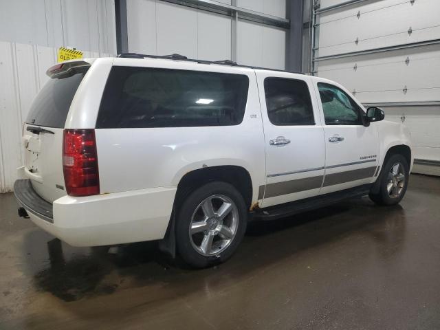 Photo 3 from auction – 2011 CHEVROLET SUBURBAN K with VIN 1GNSKKE38BR207548