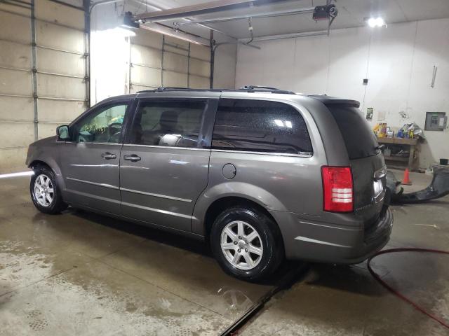Photo 2 from auction – 2010 CHRYSLER TOWN & COU with VIN 2A4RR8D12AR393998
