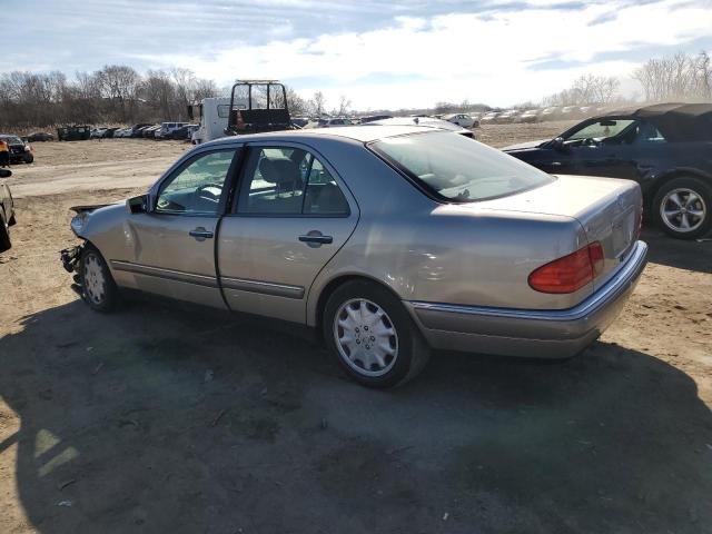 Photo 2 from auction – 1997 MERCEDES-BENZ E 320 with VIN WDBJF55F7VA432419