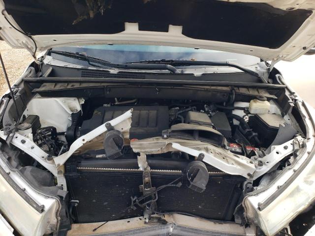 Photo 12 from auction – 2016 TOYOTA HIGHLANDER with VIN 5TDZKRFH0GS156985
