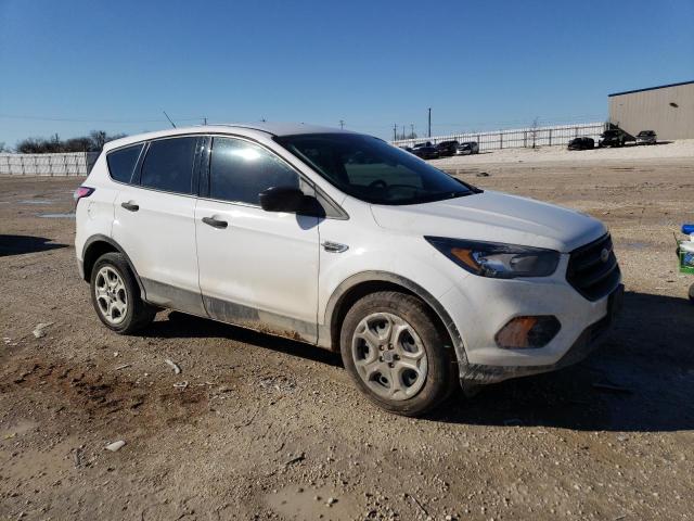 Photo 4 from auction – 2018 FORD ESCAPE S with VIN 1FMCU0F73JUC77883