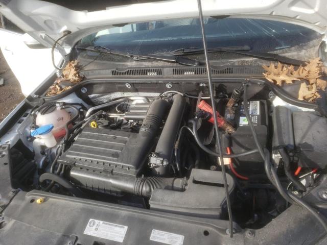Photo 11 from auction – 2017 VOLKSWAGEN JETTA SE with VIN 3VWDB7AJ7HM208524