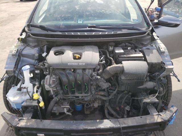 Photo 11 from auction – 2017 KIA FORTE LX with VIN 3KPFL4A71HE109655