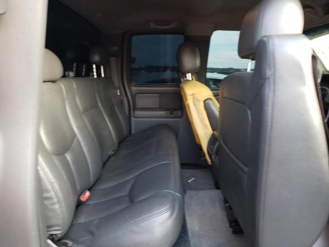Photo 10 from auction – 2004 CHEVROLET SILVERADO with VIN 2GCEC19T741122221