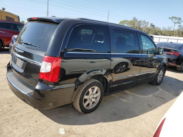 Photo 3 from auction – 2013 CHRYSLER TOWN & COU with VIN 2C4RC1BG5DR583126