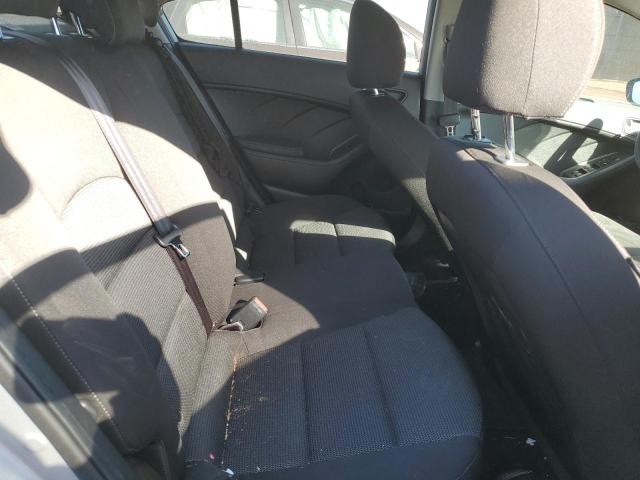 Photo 10 from auction – 2017 KIA FORTE LX with VIN 3KPFK4A7XHE045635