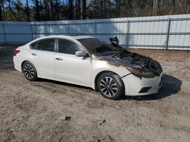 Photo 4 from auction – 2017 NISSAN ALTIMA 2.5 with VIN 1N4AL3AP2HC126921