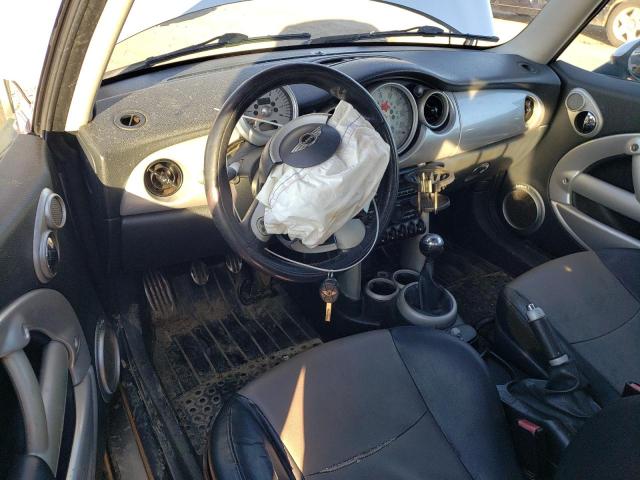 Photo 8 from auction – 2006 MINI COOPER S with VIN WMWRE33576TL17666