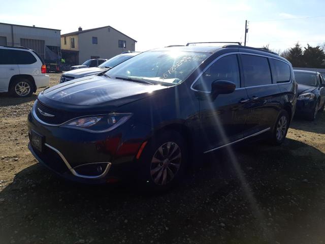 CHRYSLER PACIFICA T 2017 with VIN 2C4RC1BG3HR569361 - Photo from auction