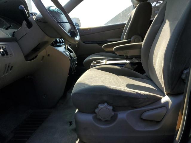 Photo 7 from auction – 2004 TOYOTA SIENNA LE with VIN 5TDZA23C74S016530